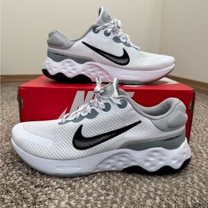 Nike Renew Ride 3  White/Silver/Smoke gray